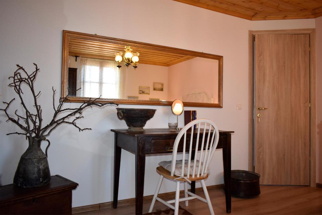 Renovated Old Manor House With Yard Βίλα Αρναία Εξωτερικό φωτογραφία