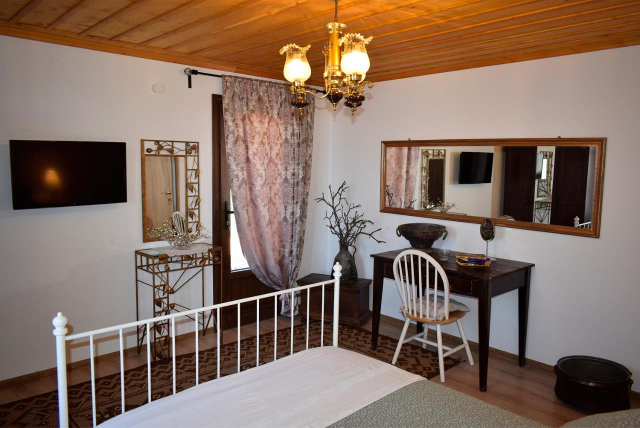Renovated Old Manor House With Yard Βίλα Αρναία Εξωτερικό φωτογραφία
