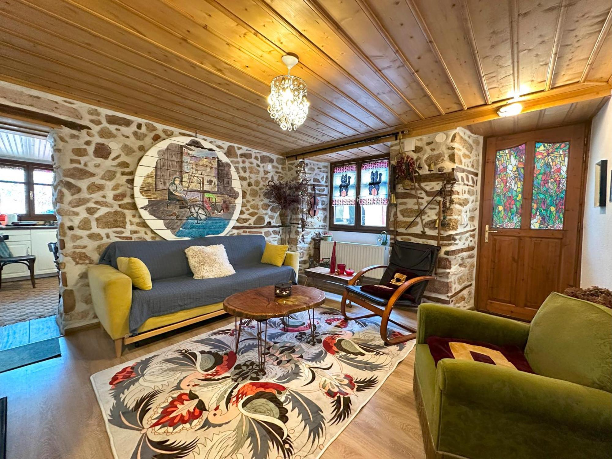 Renovated Old Manor House With Yard Βίλα Αρναία Εξωτερικό φωτογραφία